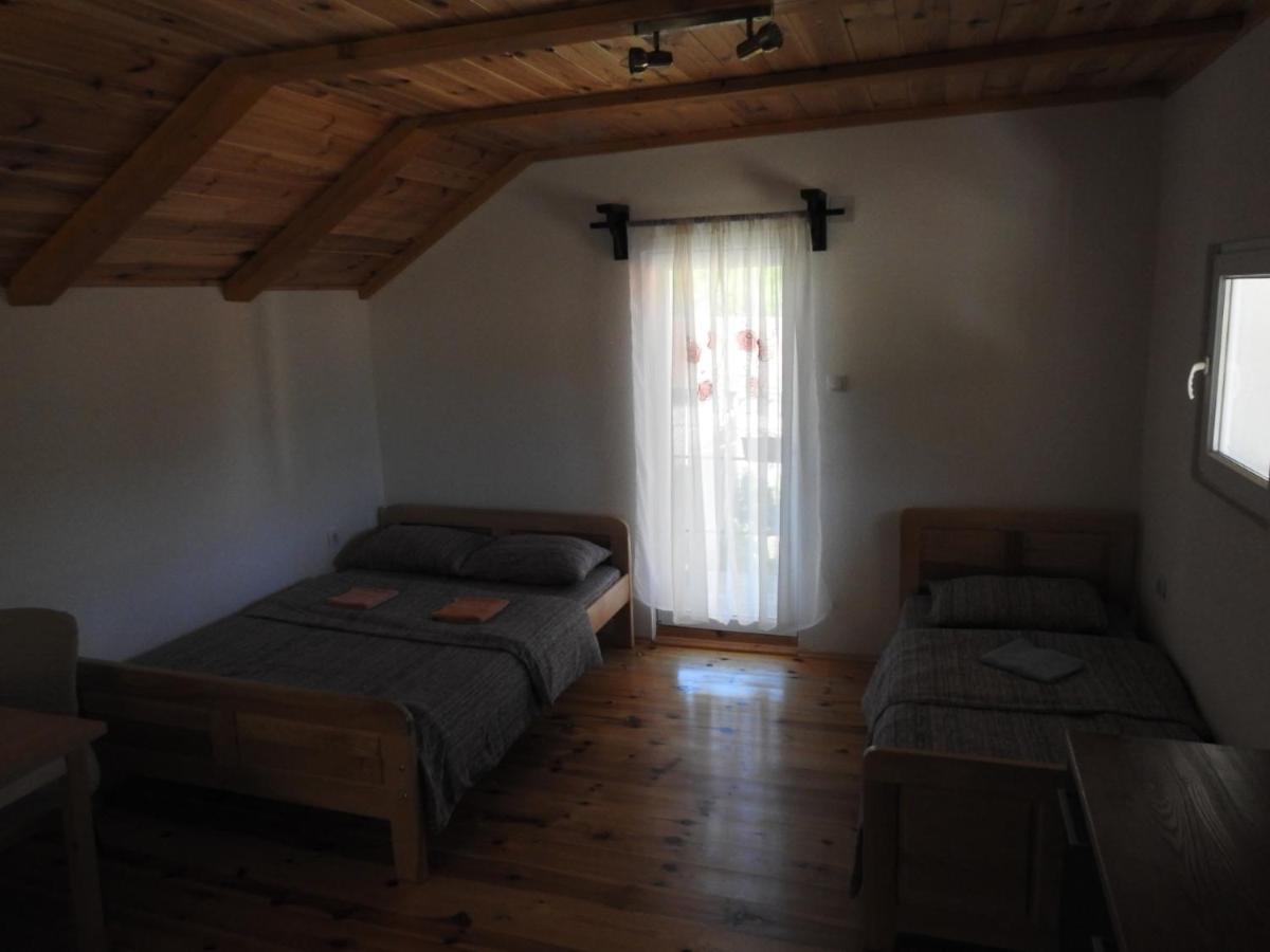 Private Accommodation Kalezic โมจโคแวก ภายนอก รูปภาพ