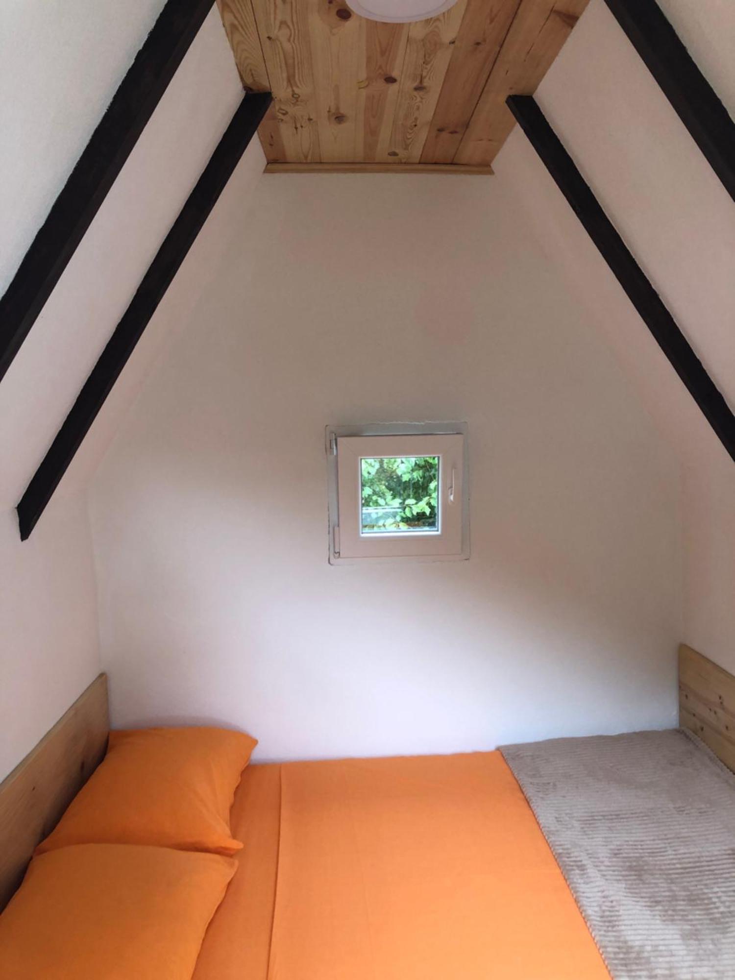 Private Accommodation Kalezic โมจโคแวก ภายนอก รูปภาพ